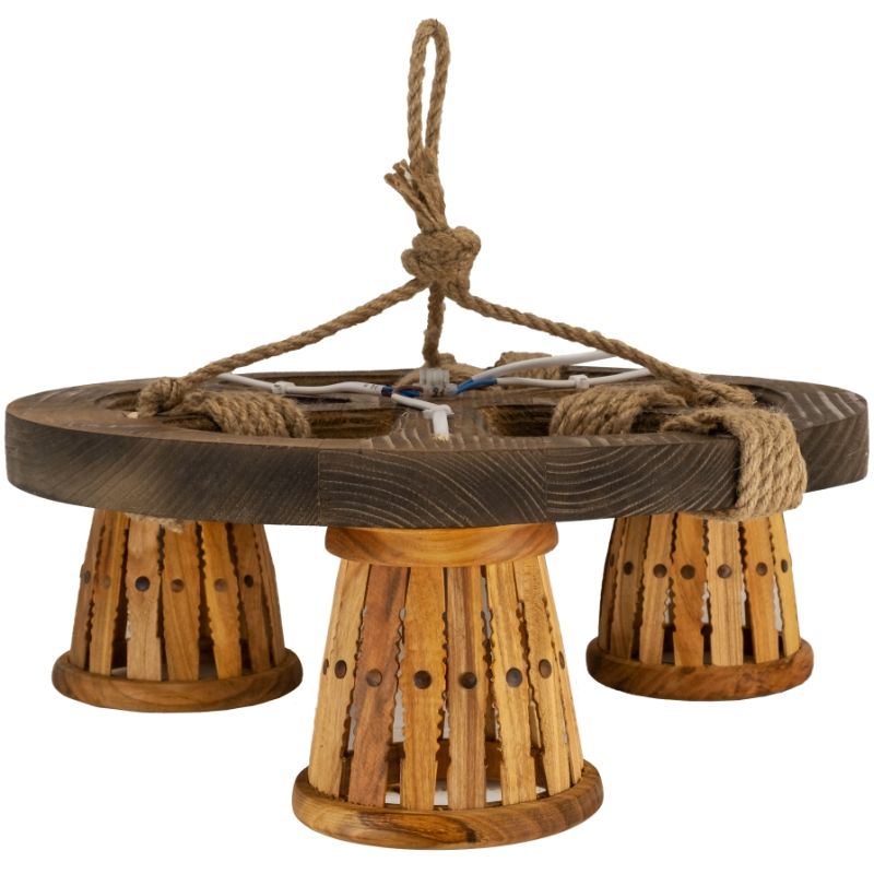 Drvena lampa (s tri žarulje)