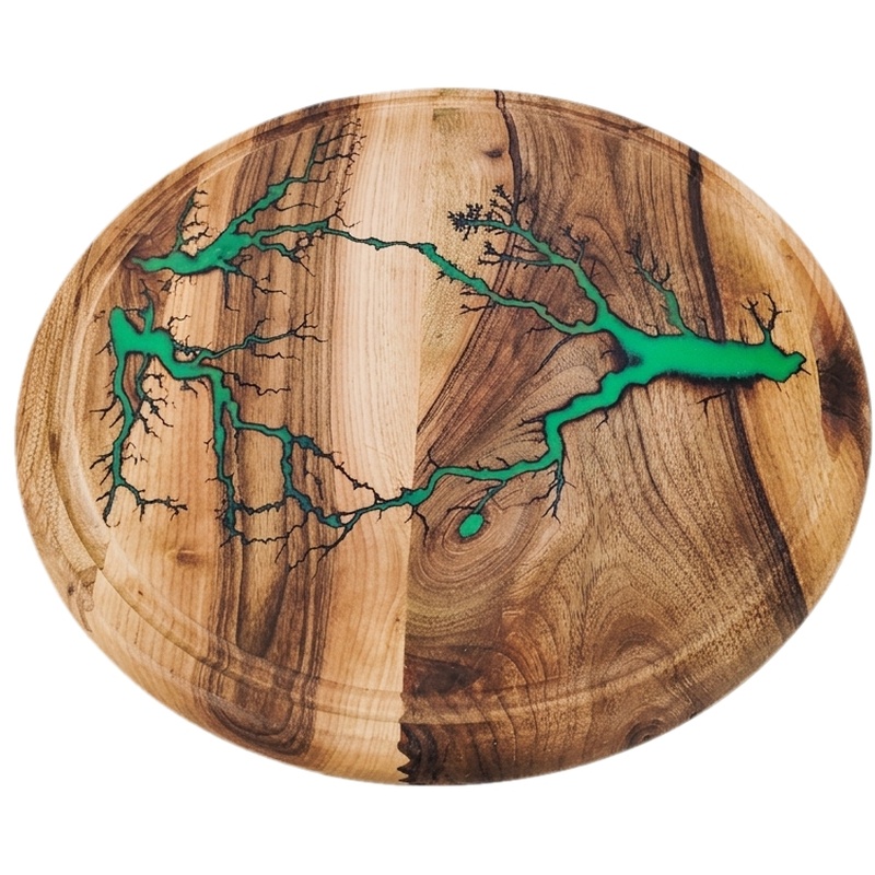 Drveni okretni pladanj 30 cm – s dekorativnim motivom Lichtenbergove figure (smola)